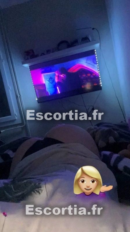tchikita escort Martigues