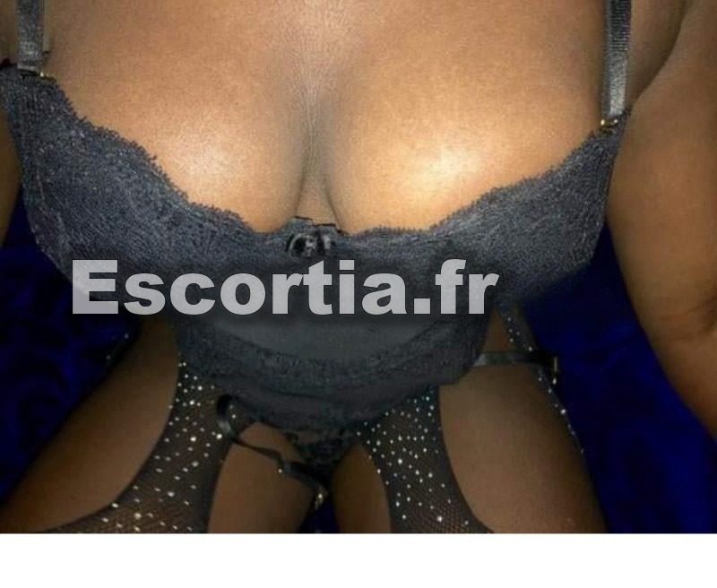 Belv.iane escort Cholet