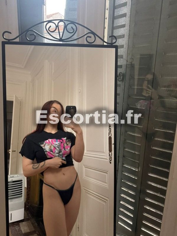 Giovana GFE escort Grenoble