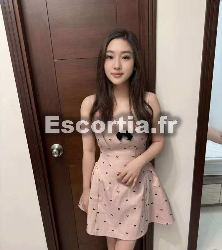 WEIWEI escort Paris