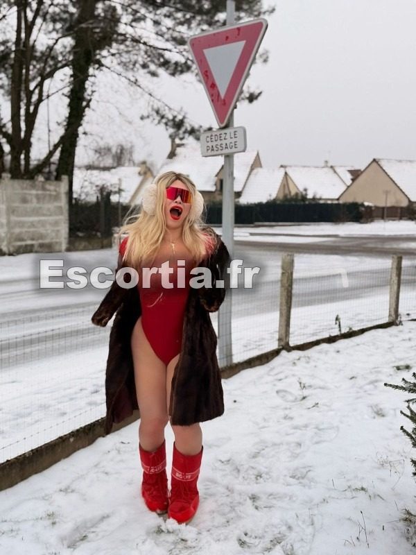Jenniffer trans photo 4