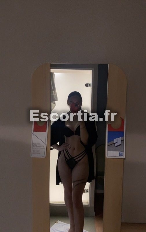 Shesy francaise escort Strasbourg