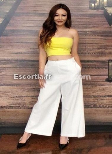 Sury escort Grenoble