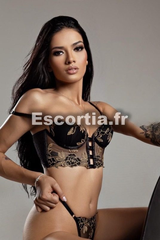 Tina escort Orléans