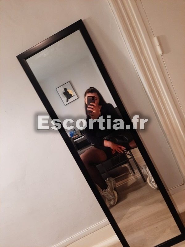 Allena GFE photo 4