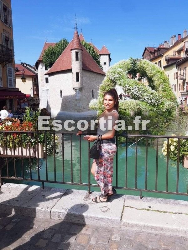 Kimberly  belle dominaton escort Paris