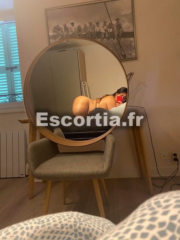 Ines ts francaise escort Bordeaux