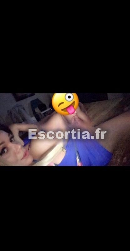 La Riche Ana Claudia Luxe photo 2