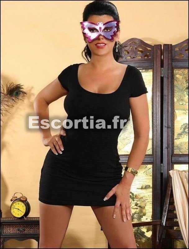 GEENA LUXURY photo 2