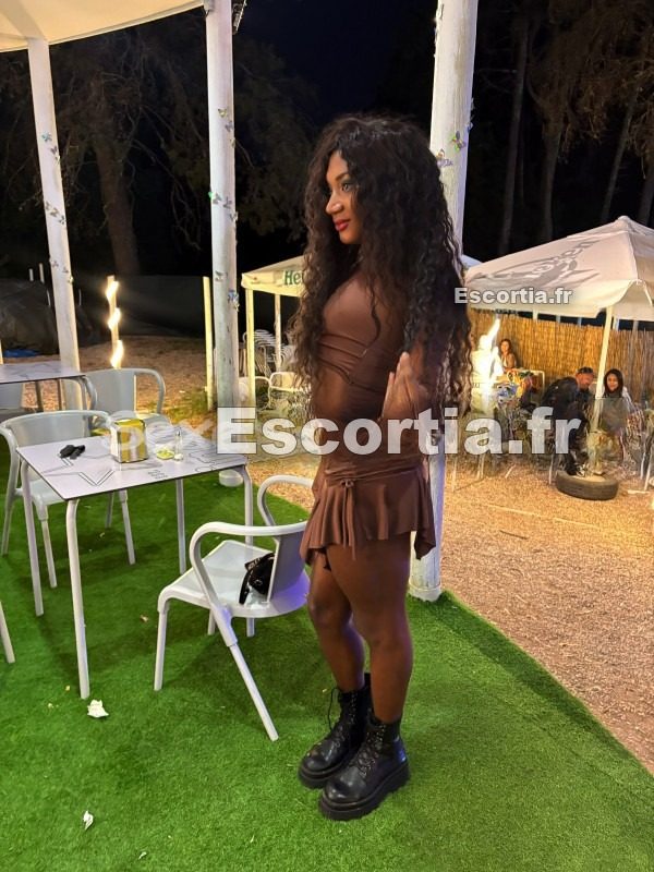 Bruna photo 2