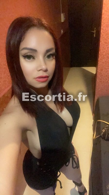 Lauri Nouvelle escort L'isle-sur-la-sorgue