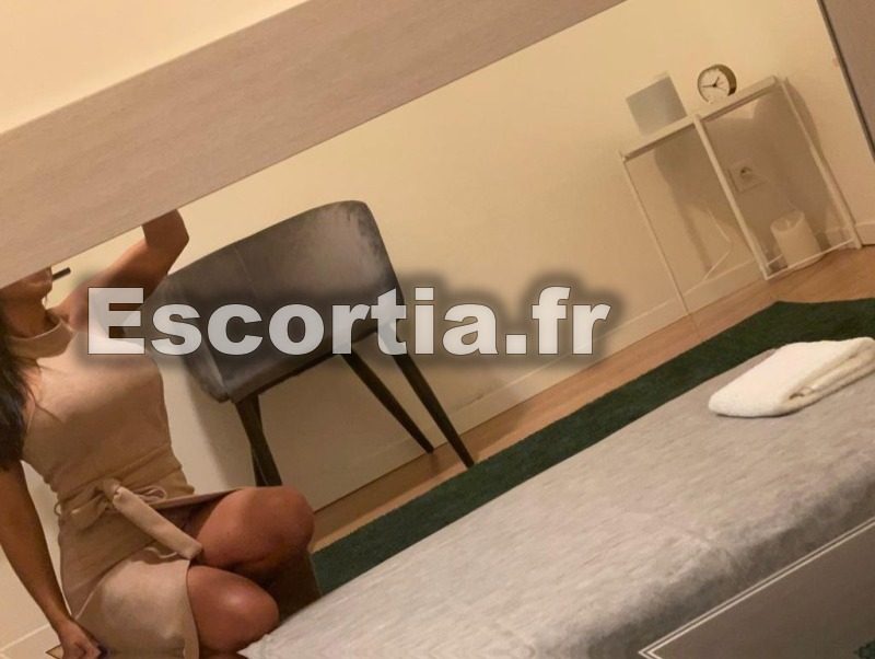 massage fr escort Nantes