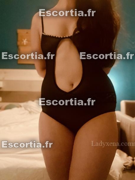 Amelie Ks photo 3