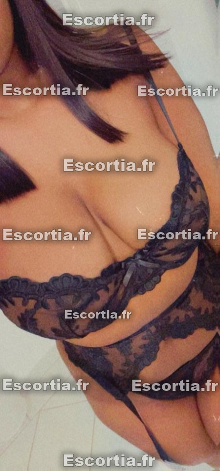 Camillia escort Grenoble