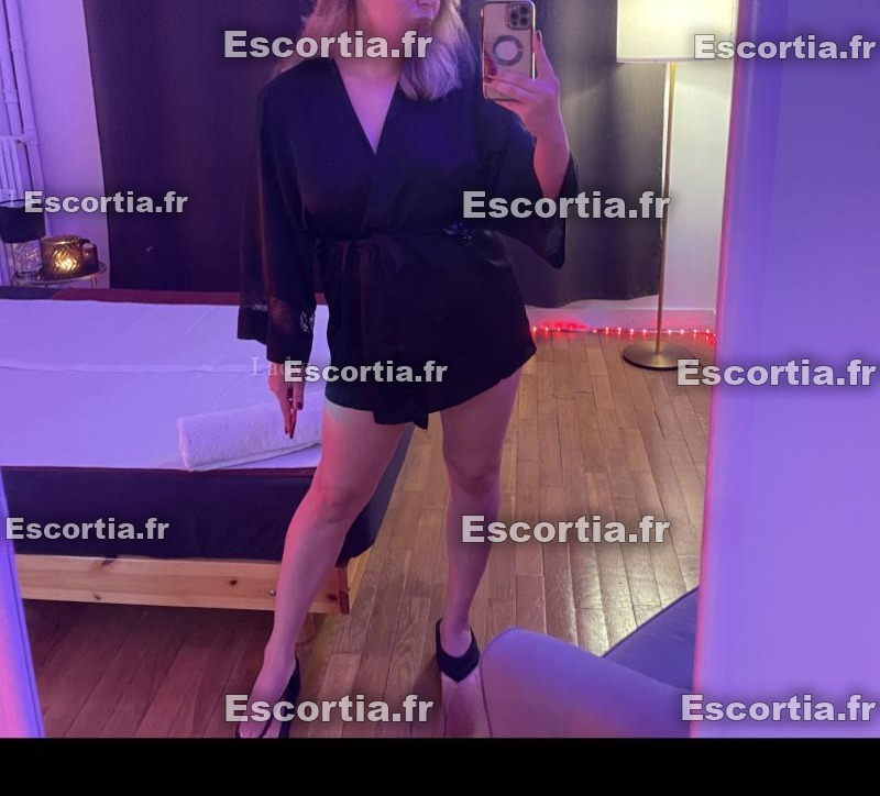 Cristina1994 escort Paris 19eme