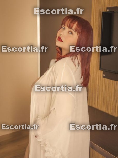 Eva Bordelaise photo 3