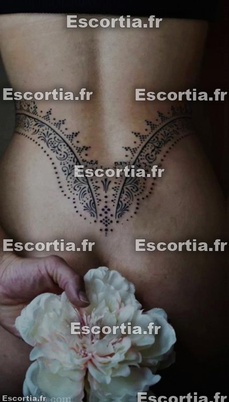 Fleurparis escort Paris 5eme