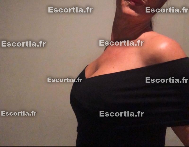 Irina38 photo 4