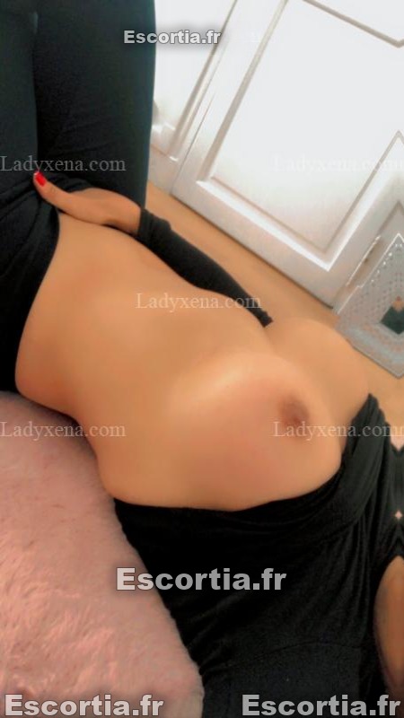Isiis escort Paris 17eme