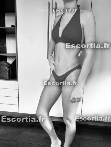La Miss escort Vannes