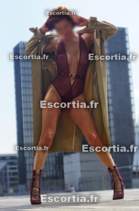 Lauralae photo 5
