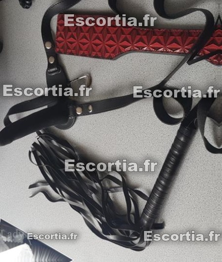 Laureuro escort Paris 17eme