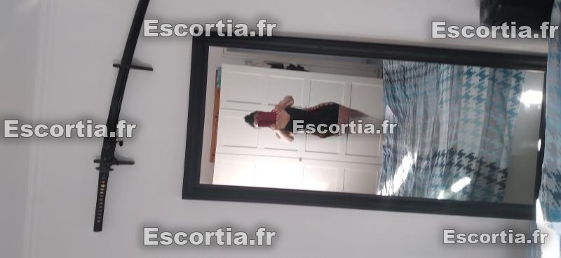 Lili17 photo 3