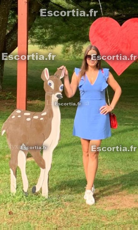 Melania777 photo 5