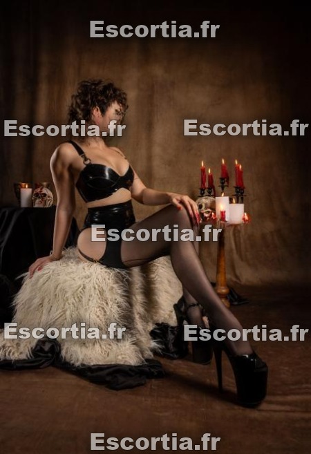 Mistresslupa escort Paris 17eme