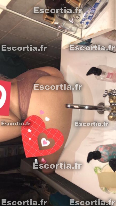 Najima12 escort Paris 20eme