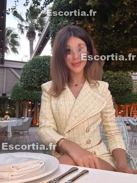 Pauline Paris escort Paris 1er
