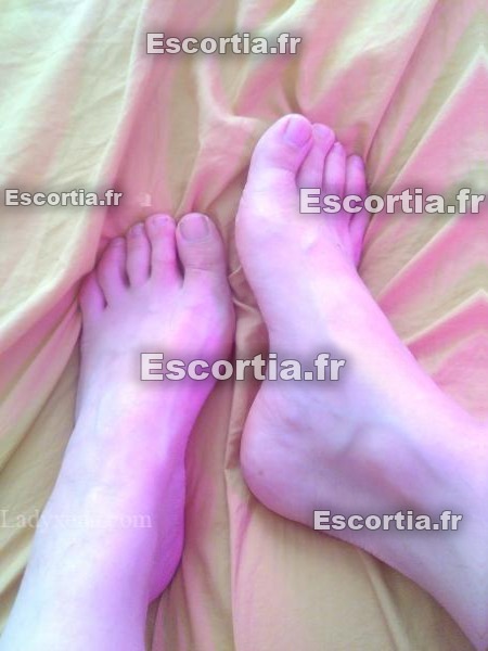 Prune Pourpre escort Lyon