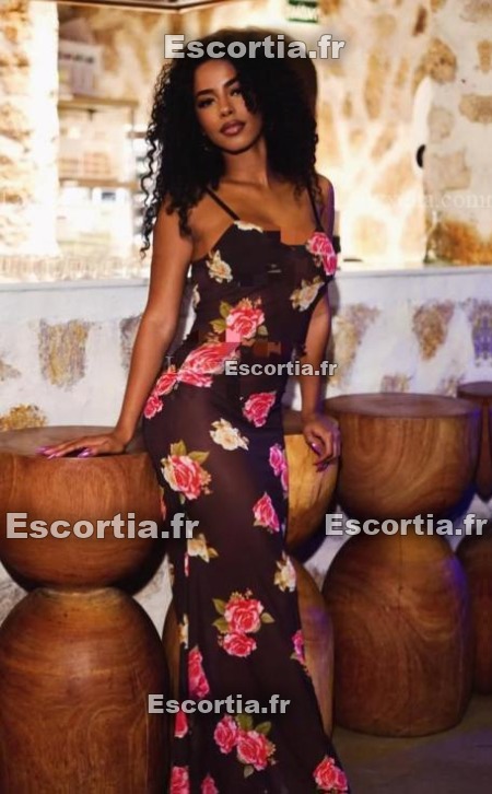 Shelby escort Paris 17eme