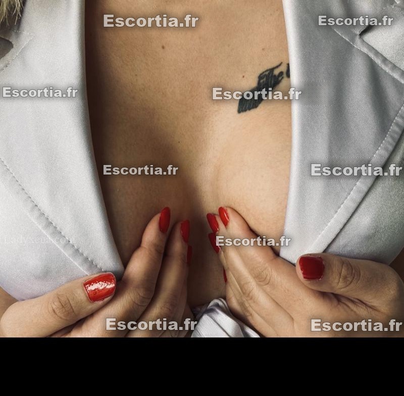 Sublimemonica photo 2