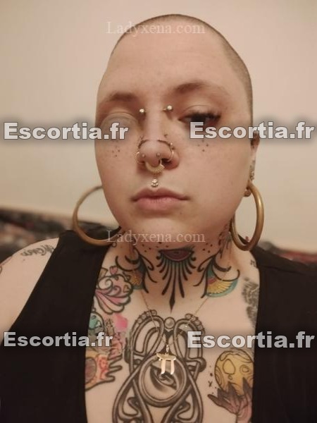 Tattoogirl escort Paris 11eme